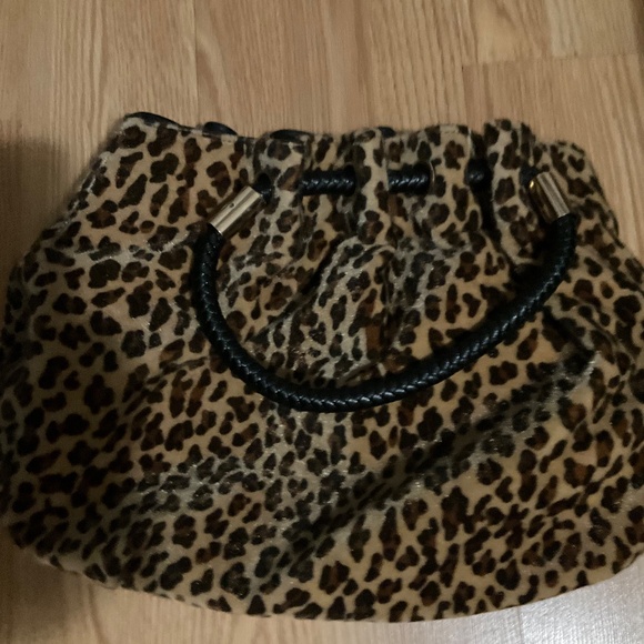 Michael Kors Leopard Print Bucket Bag - Picture 2 of 5